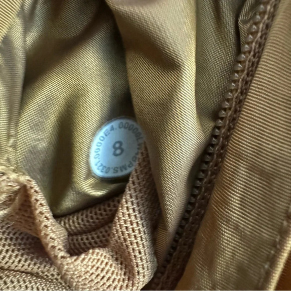 Lululemon Non-Stop Bomber Vest Bold Beige Size: 8 - Picture 7 of 7